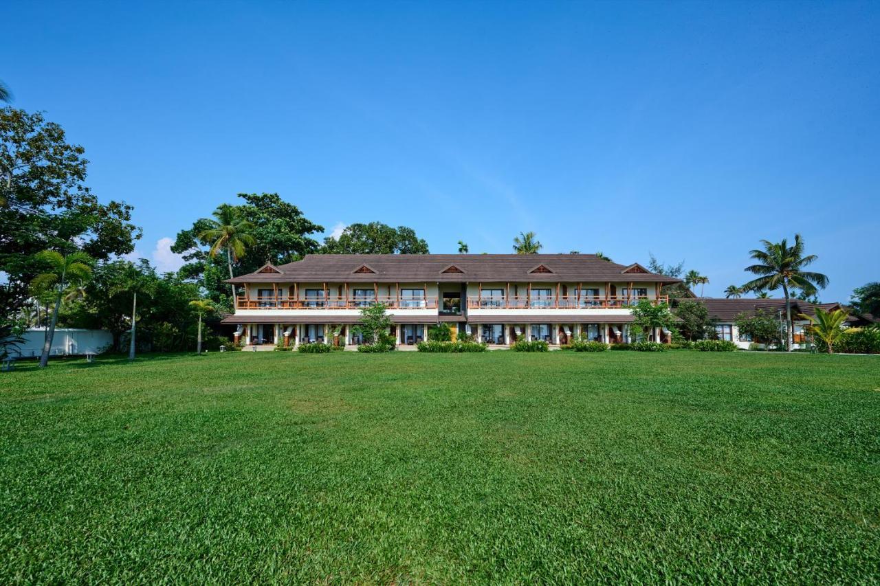 Gokulam Grand Resort & Spa, Kumarakom Exterior foto