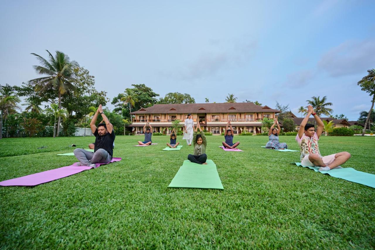Gokulam Grand Resort & Spa, Kumarakom Exterior foto
