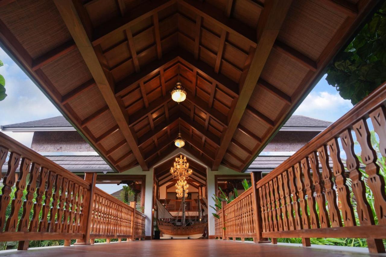 Gokulam Grand Resort & Spa, Kumarakom Exterior foto